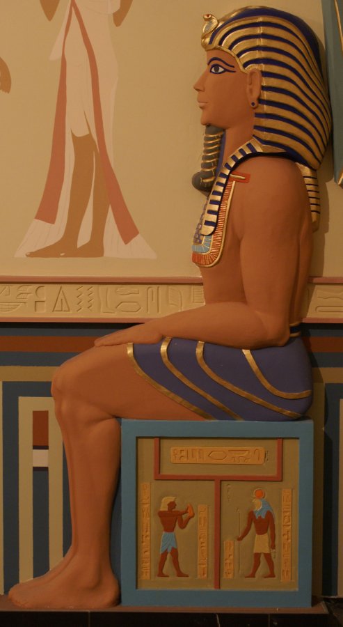 Corner Pharaoh